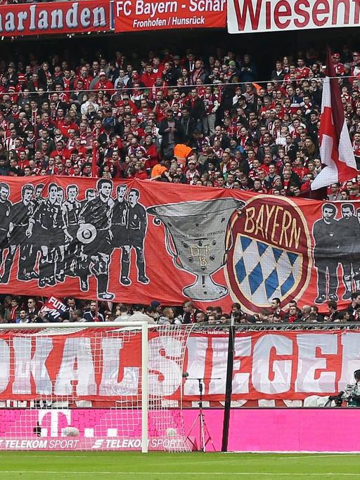 Bayern München-Fans in der Allianz Arena