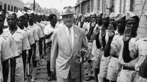 Adolf Friedrich Herzog zu Mecklenburg-Schwerin war der letzte Gouverneur der Kolonie Togo, hier bei einem Besuch 1960.