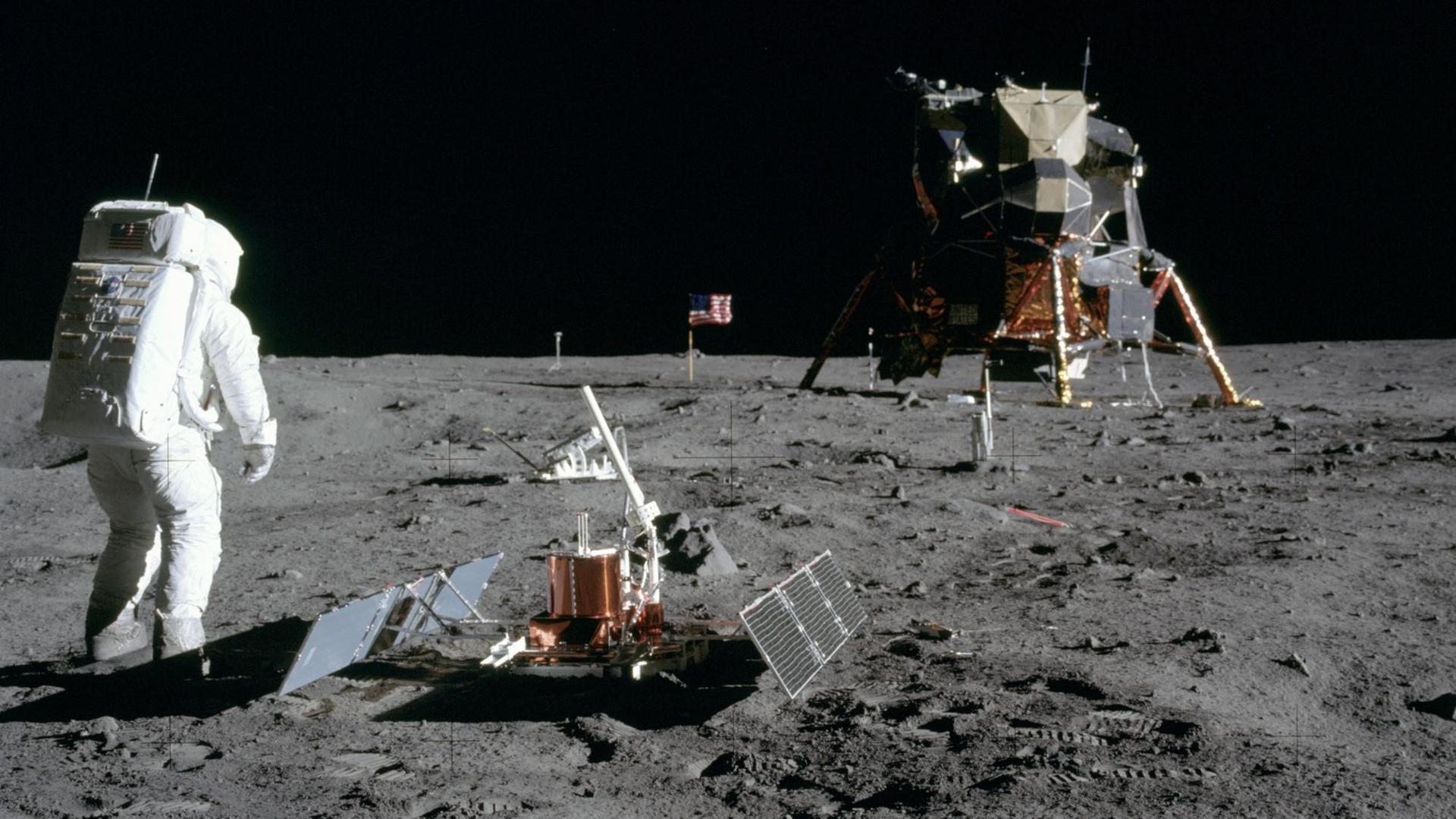 Buzz Aldrin vor Mondfähre