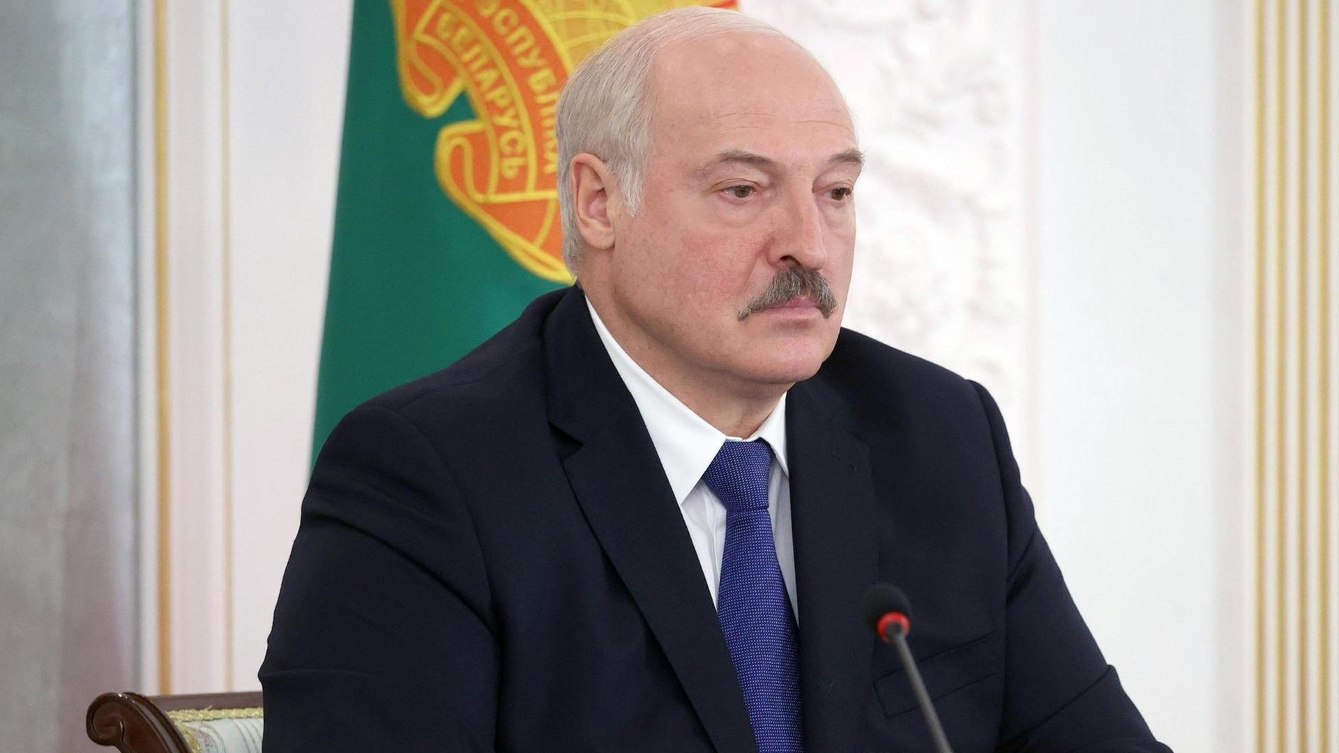 Alexander Lukaschenko im Porträt