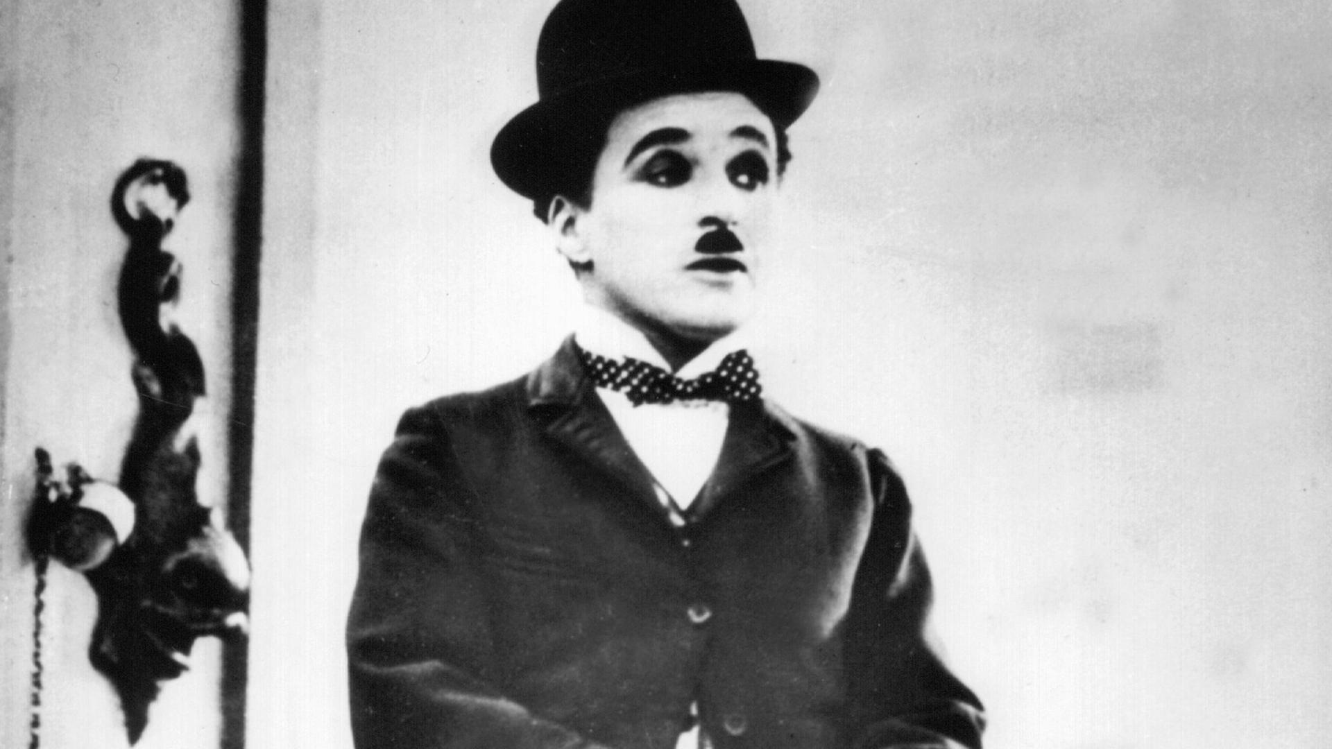 Undatierte Aufnahme des englischen Schauspielers, Regisseurs, Drehbuchautors und Produzenten Charlie Chaplin als "Tramp".