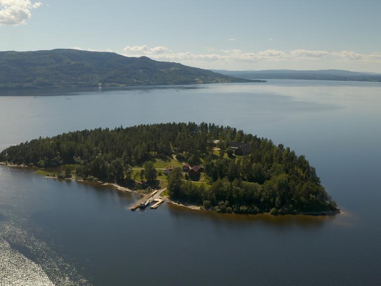 Luftaufnahme der Insel Utoya.