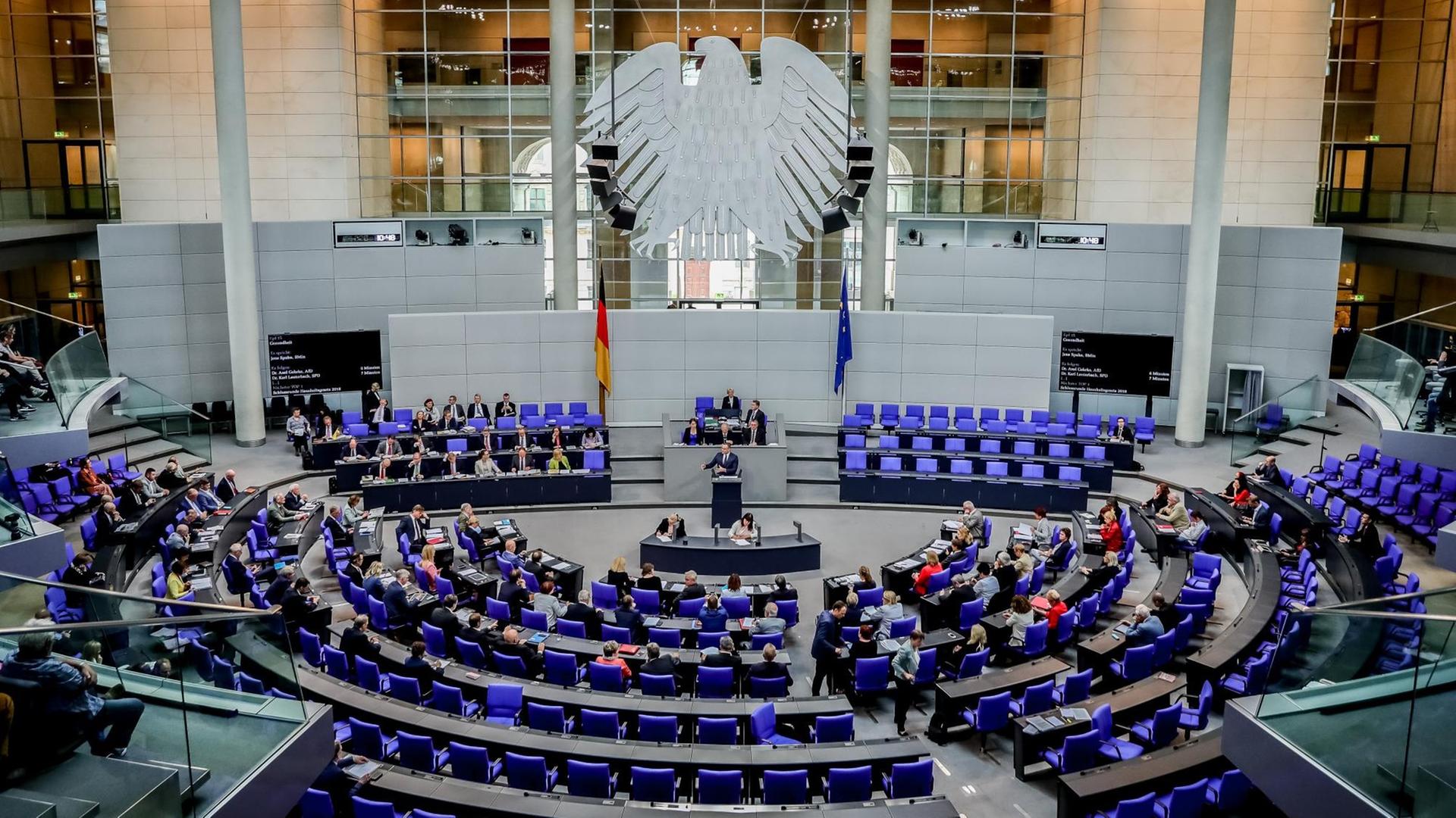 Ein Blick in den Bundestag. 