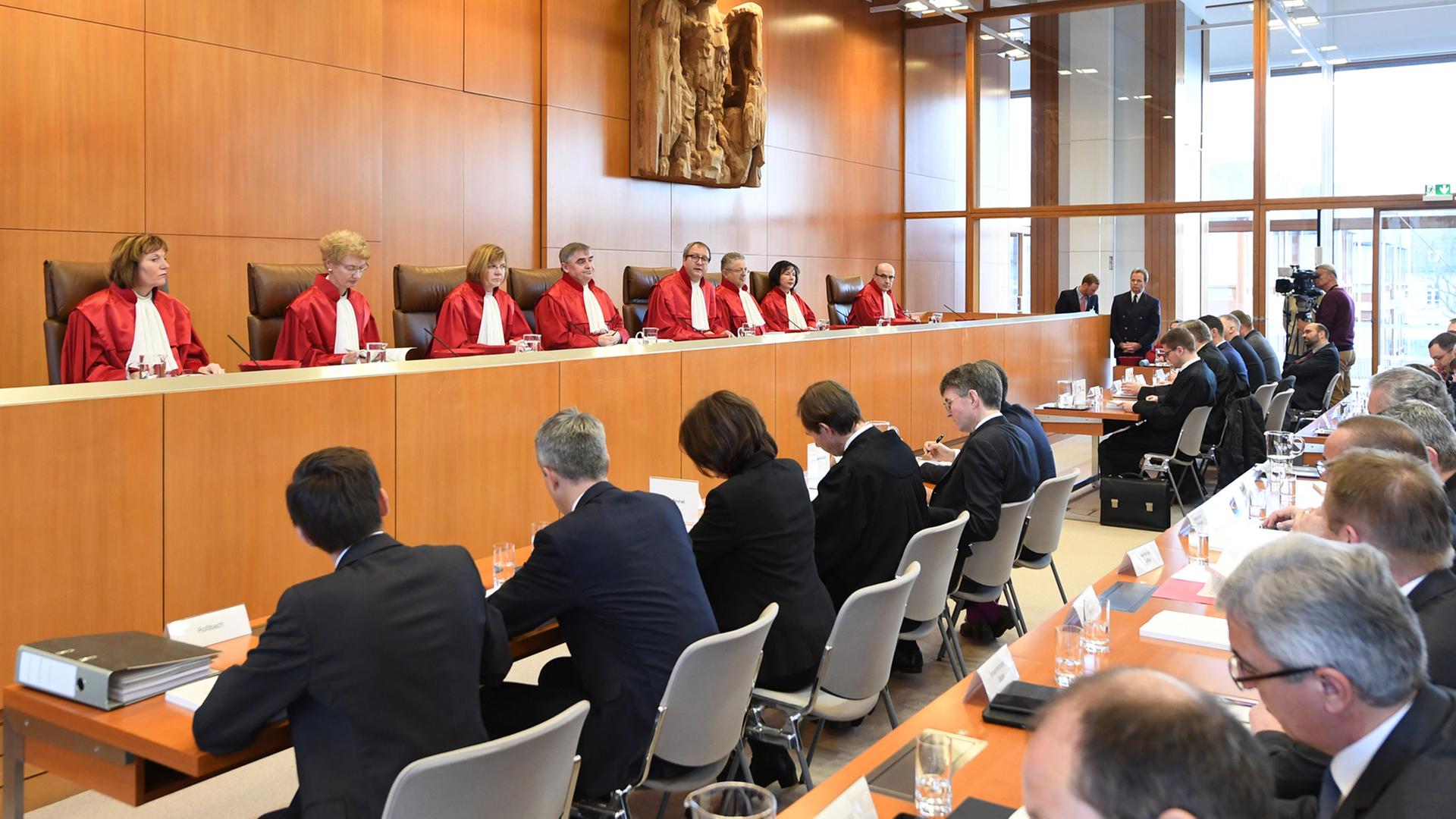 Der Zweite Senat des Bundesverfassungsgerichts verkündet am 17.01.2017 in Karlsruhe das Urteil im NPD-Verbotsverfahren.
