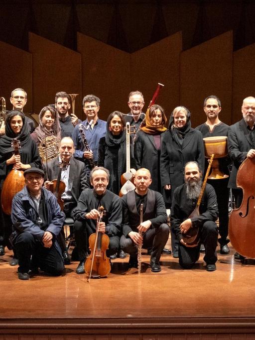 Die Yarava Music Group und das Ensemble unitedBerlin nach dem Konzert in Teheran am 14.11.2019