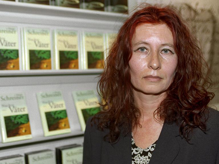 Die Schriftstellerin Margit Schreiner auf der Frankfiurter Buchmesse 1997