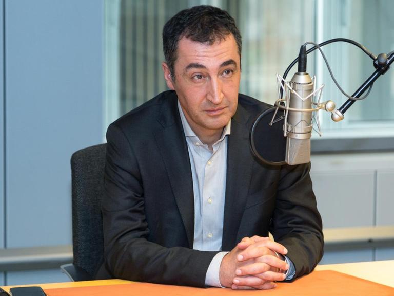 CEM ÖZDEMIR, Hintergrundgespräch, DLF, Funkhaus Köln, 03.05.2017