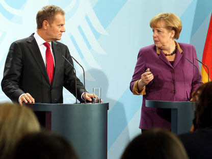 Bundeskanzlerin Angela Merkel (CDU) und der polnische Premierminister Donald Tusk