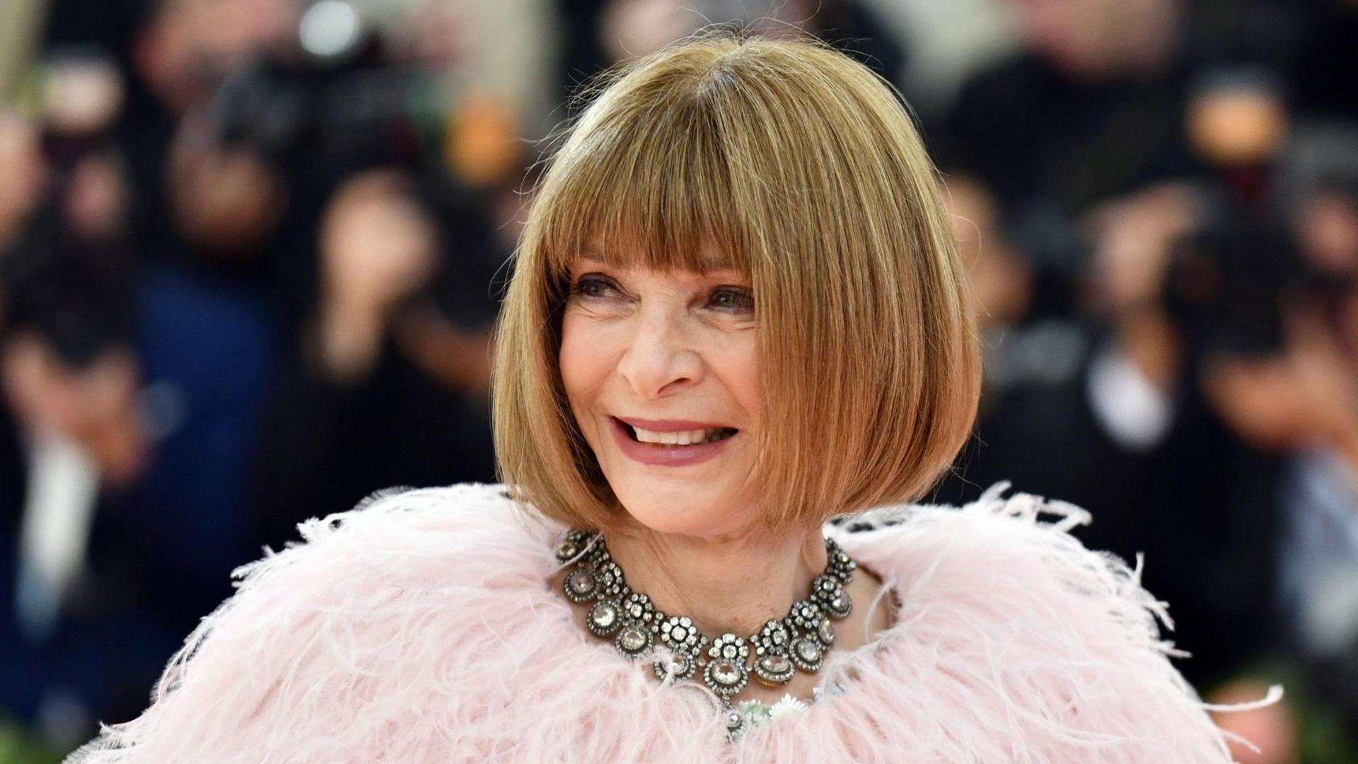 Anna Wintour, Chefredakteurin der US-"Vogue" gibt ihren Posten laut Medienberichten auf. Anna Wintour, Chefredakteurin der US-"Vogue" gibt ihren Posten laut Medienberichten auf.