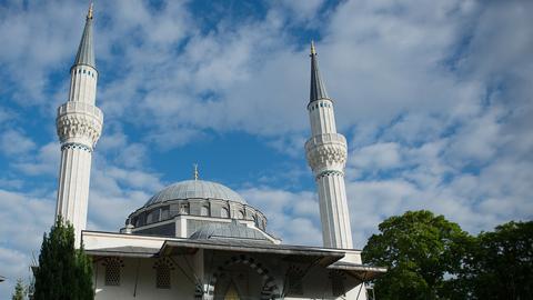 Die türkische Sehitlik-Moschee am Columbiadamm in Berlin.