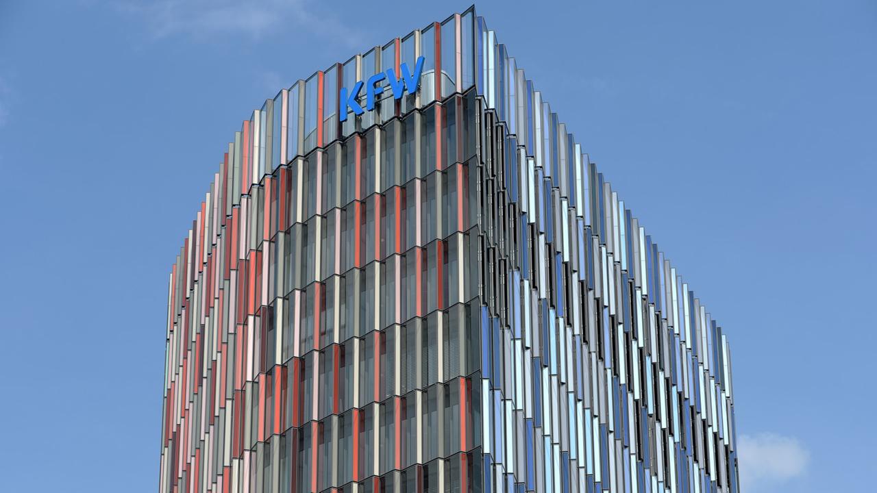 Das Gebäude der staatlichen Förderbank KfW in Frankfurt am Main