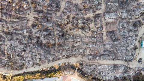 Dronenaufnahme von dem abgebrannten Flüchtlingscamp in Moria