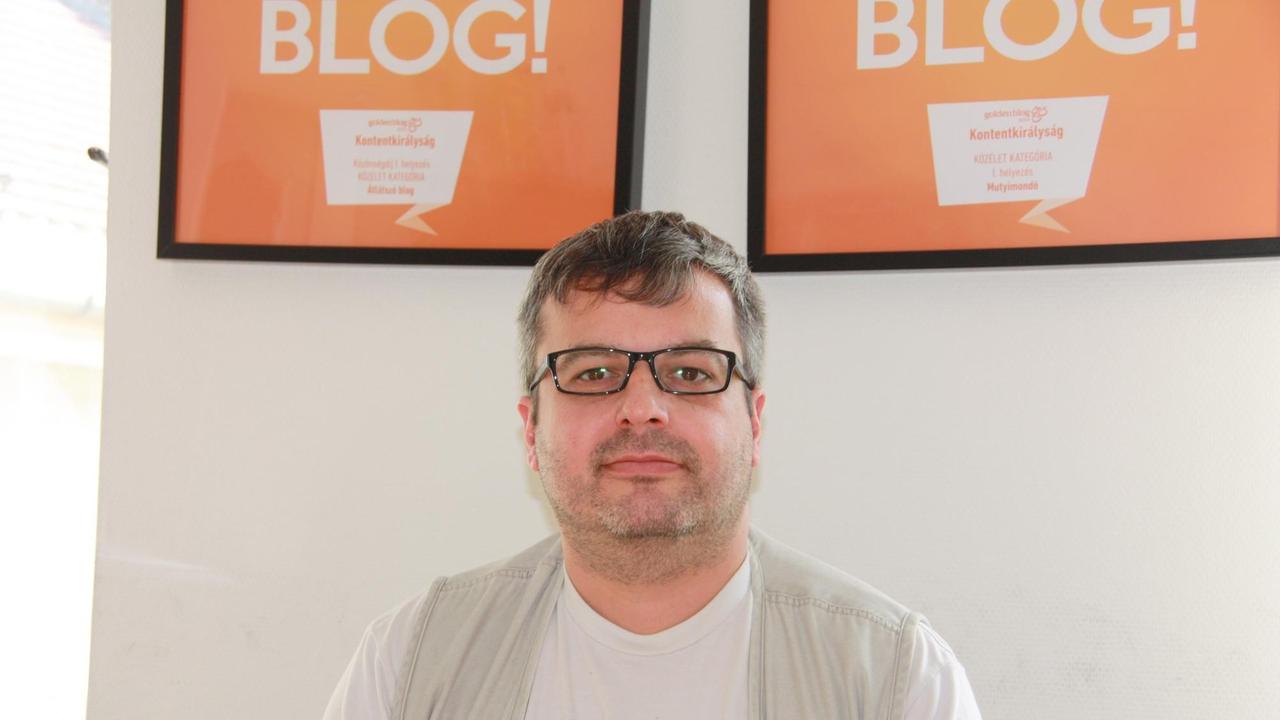 Tamás Bodoky, Journalist und Gründer des Budapester Recherchenetzwerkes Atlátszó