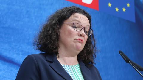 Die Partei- und Fraktionsvorsitzende der SPD, Andrea Nahles, auf einer Pressekonferenz nach dem Debakel der Europawahl.