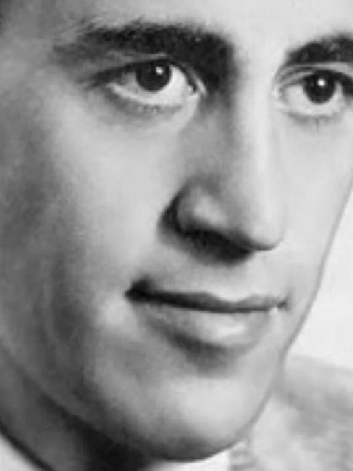 Der Schriftsteller Jerome David Salinger, 1951.