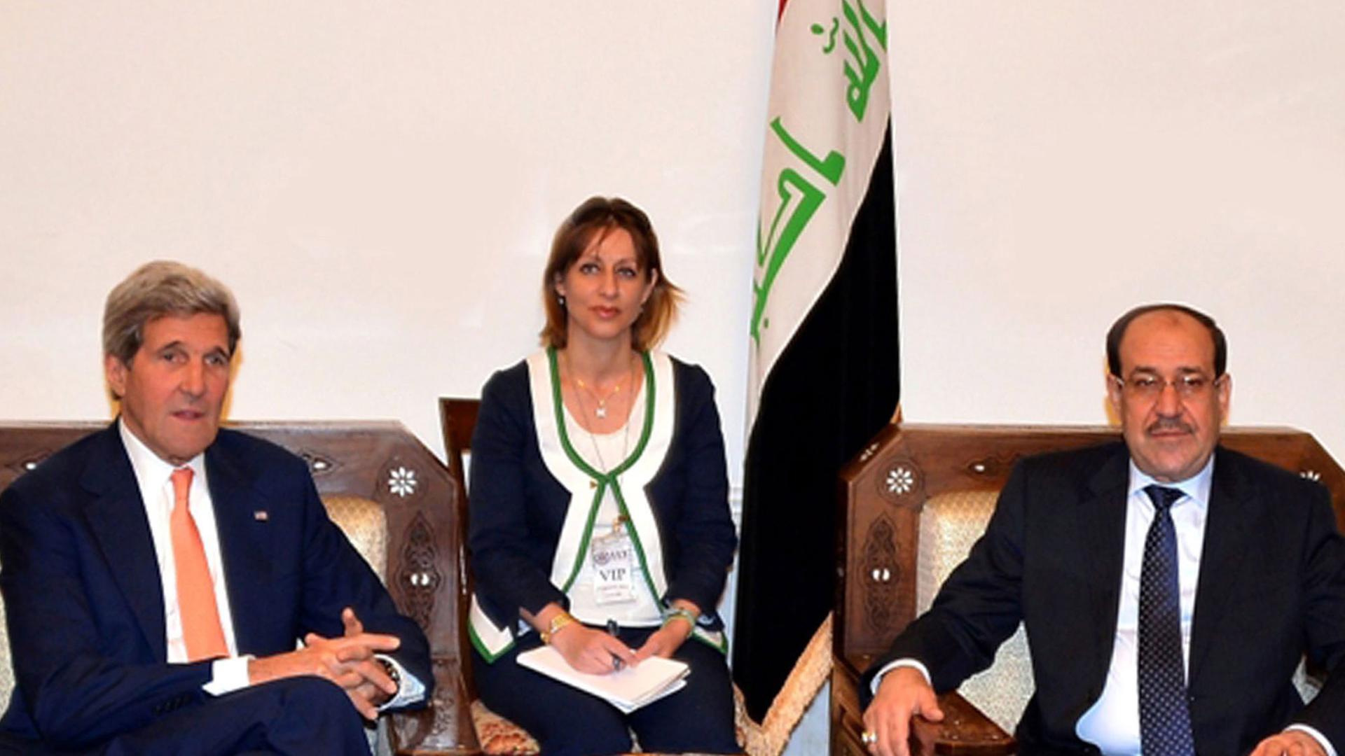US-Außenminister John Kerry (r.) und der irakische Regierungschef Nuri al-Maliki.