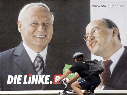 Wahlplakat der Partei "Die Linke/PDS" mit Oskar Lafontaine und Gregor Gysi