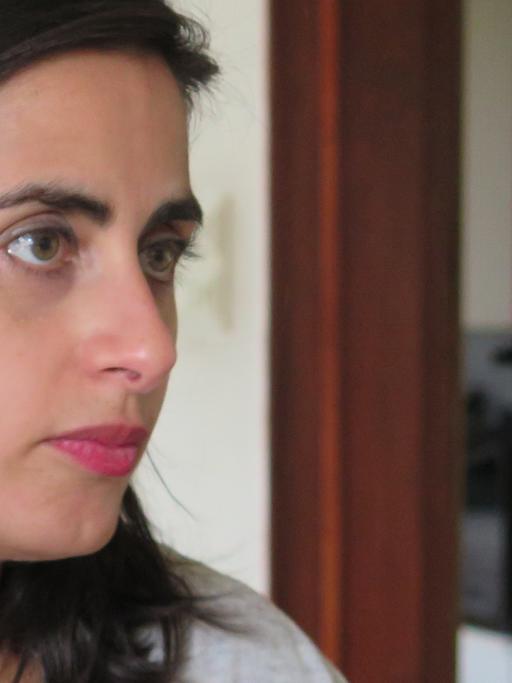 Die Autorin und Journalistin Sineb El Masrar