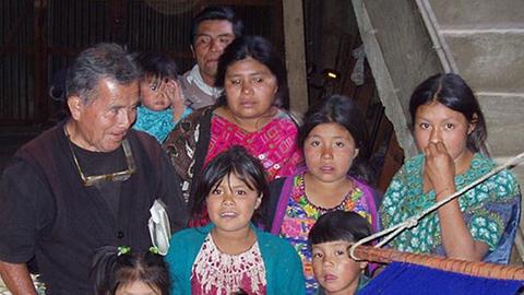 Großfamilie in Santa Maria de Jesús in Guatemala