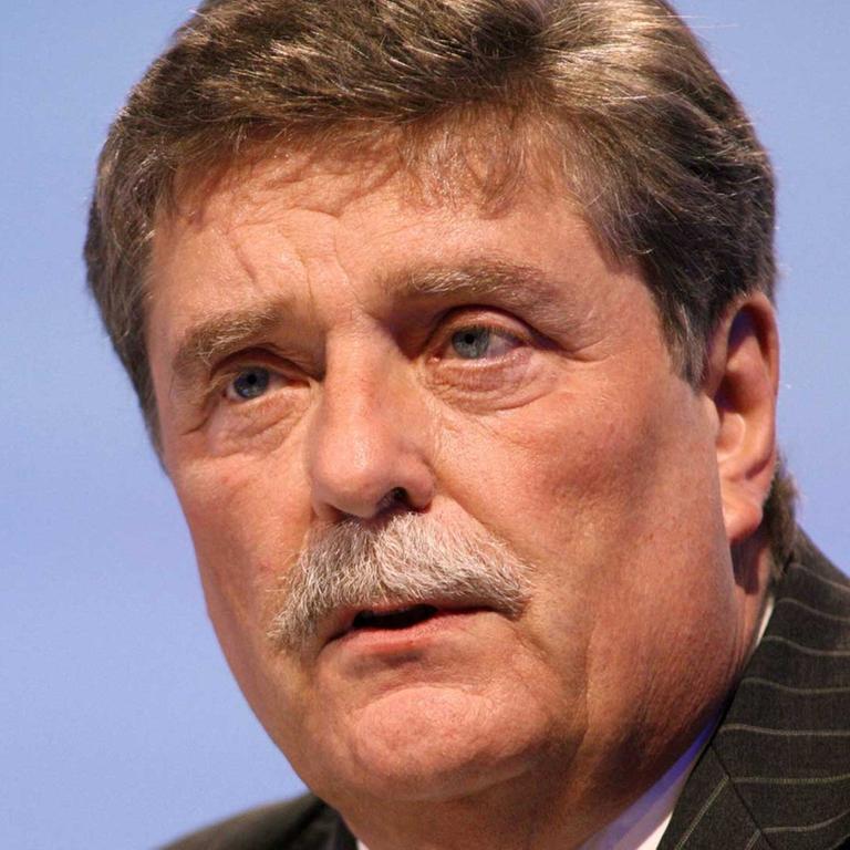 Kölner Dom - Ex-OB Schramma ist mit zwölf Euro Eintritt 