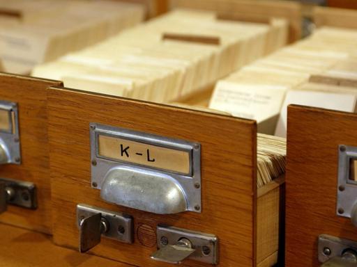 Karteikästen in der Sächsischen Landesbibliothek Dresden