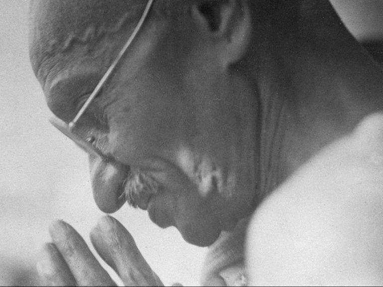 Mohandas Karamchand Gandhi in einer Aufnahme vom April 1931