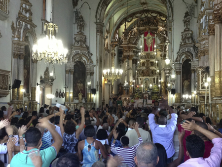 Messe in der Bonfim-Kirche in Salvador