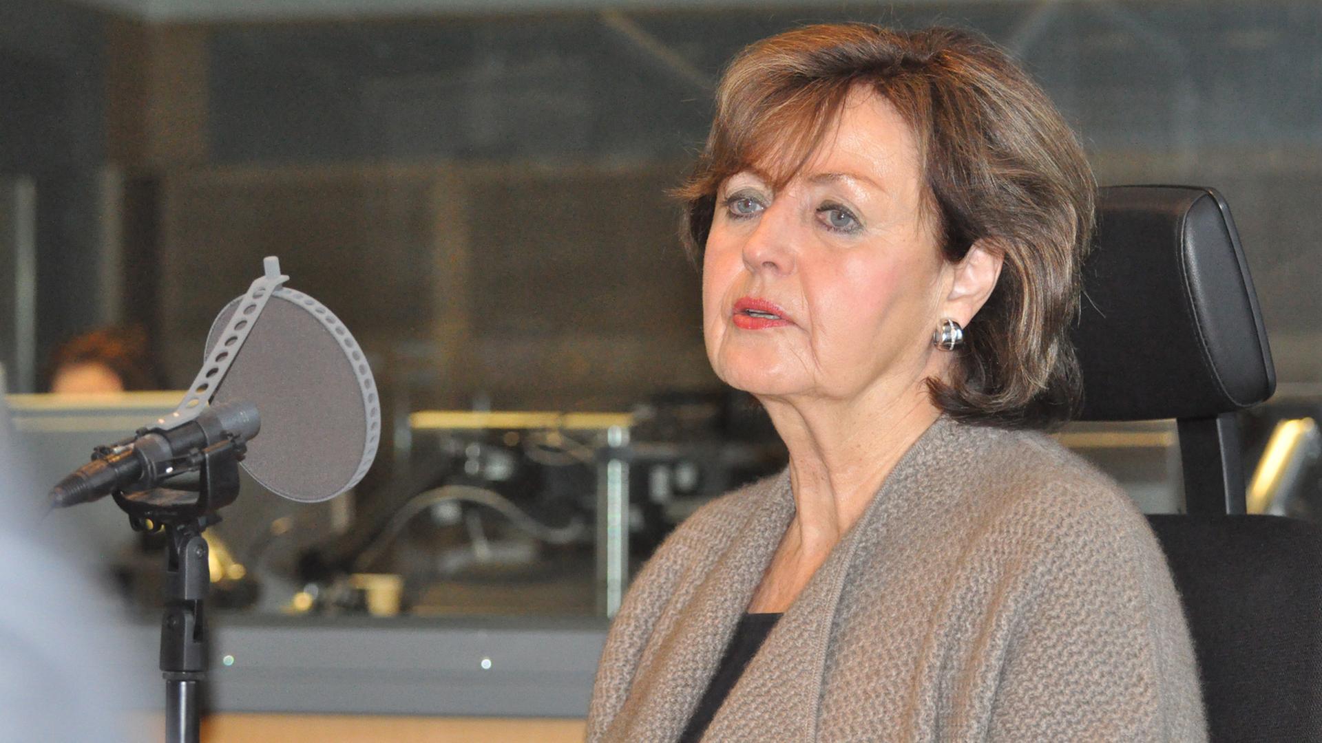 Gisela Friedrichsen, Gerichtsreporterin beim "Spiegel", in der Sendung "Im Gespräch" im Deutschlandradio Kultur