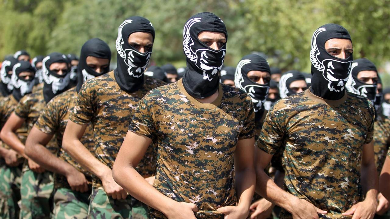 Das Foto zeigt Mitglieder der vom Iran unterstützten, irakischen "Badr Brigade" im Juli 2016.