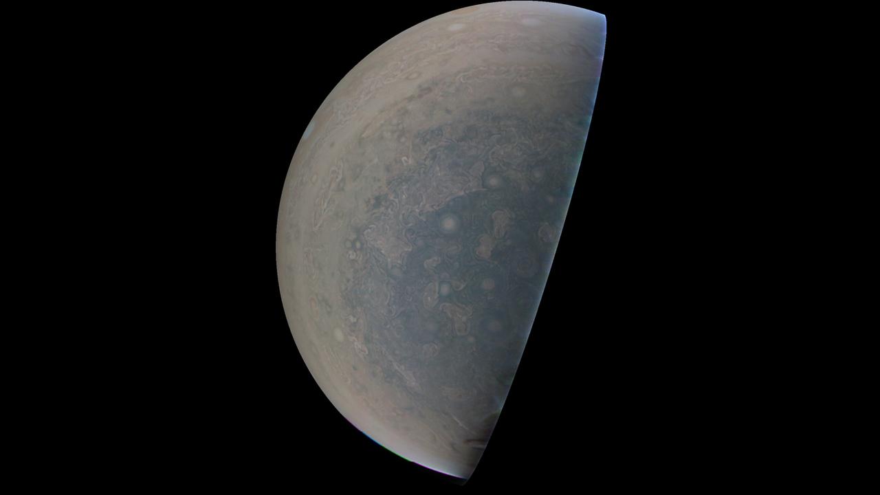 Der Riesenplanet Jupiter, hier eine Aufnahme der Raumsonde Juno, wird im März zum dominierenden Himmelsobjekt 