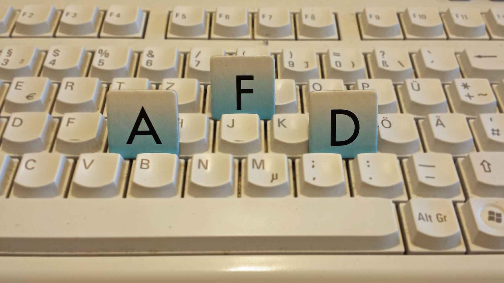 Die Buchstaben "A", "F" und "D" auf einer Tastatur
