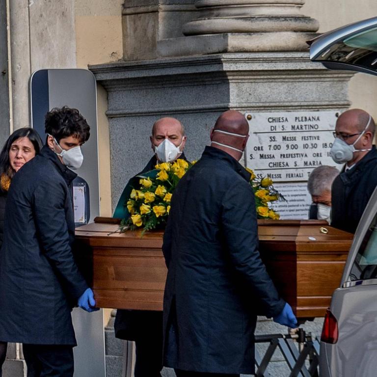 Beerdigung in der von Covid-19 stark betroffenen italienischen Gemeinde Nembro.
