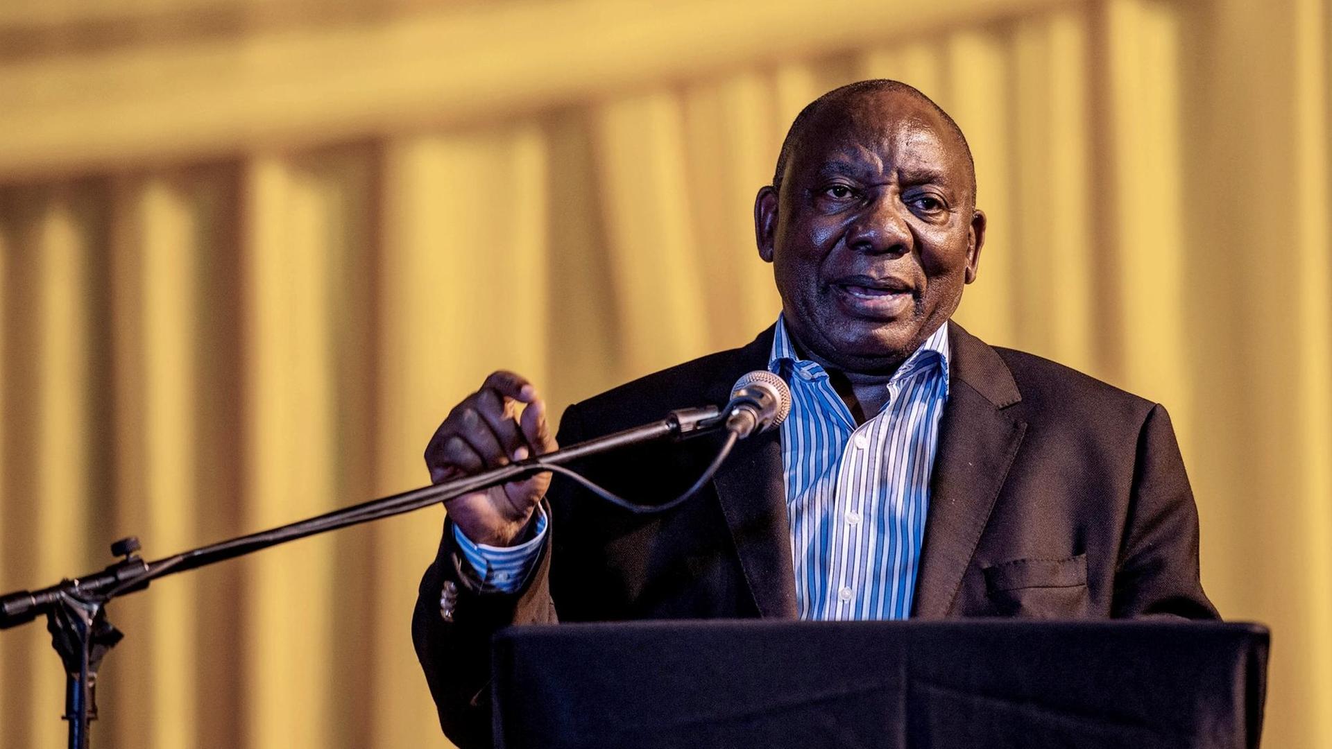 Der stellvertretende südafrikanische Staatschef Cyril Ramaphosa im Orlando-Gemeindezentrum in Johannesburg am 13.11.2017. Der stellvertretende südafrikanische Staatschef Cyril Ramaphosa im Orlando-Gemeindezentrum in Johannesburg am 13.11.2017.