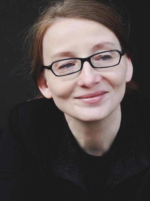 Porträtfoto der Autorin Emma Braslavsky