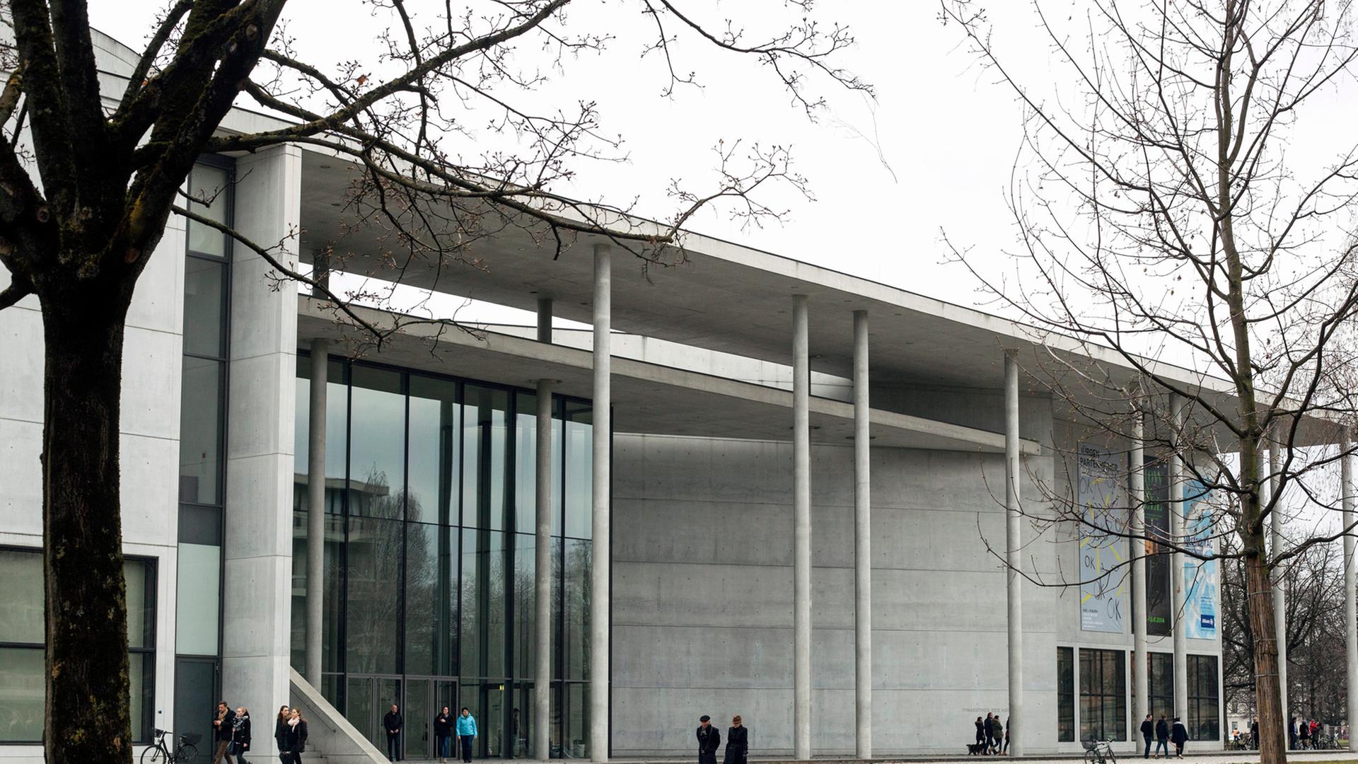 Außenansicht der Pinakothek der Moderne in München.