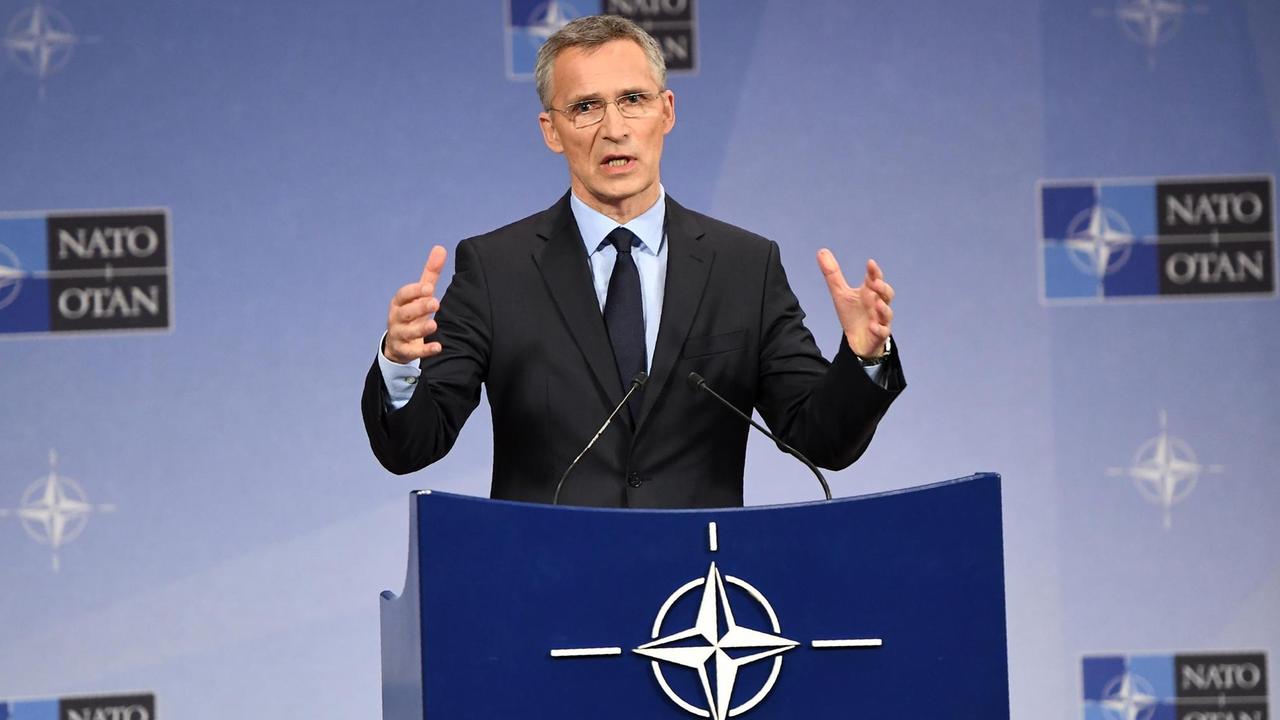 Nato-Generalsekretär Jens Stoltenberg auf einer Pressekonferenz in Brüssel.