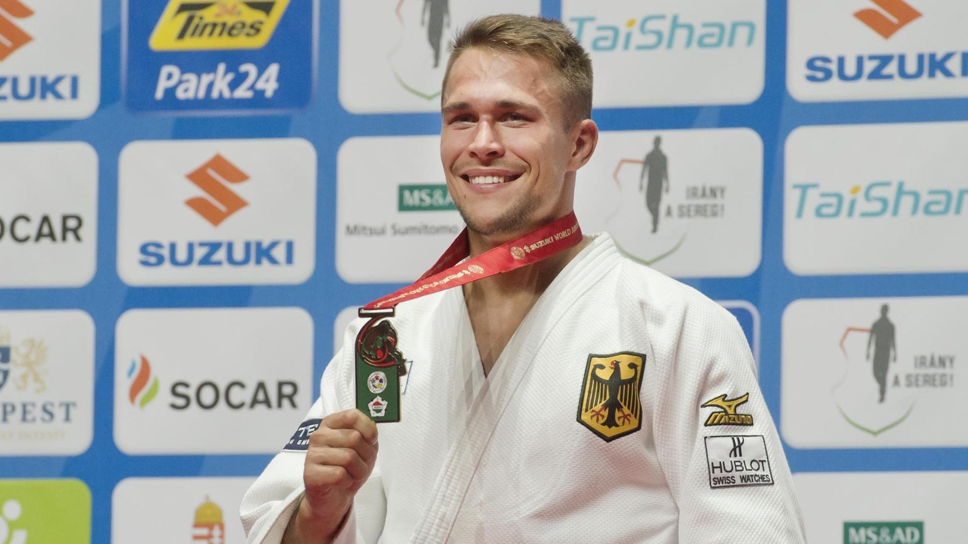 Alexander Wieczerzak hat bei der Judo-WM in Budapest sensationell Gold für Deutschland geholt.