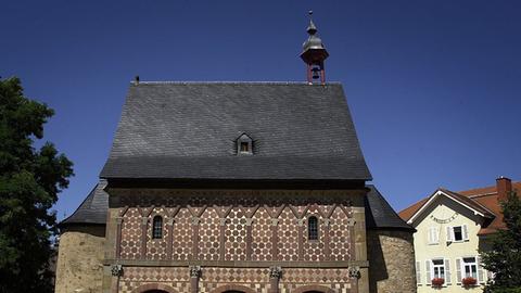 Die kleine Halle des Klosters in Lorsch. Das Kloster gehört zu den ältesten Bauwerken in Deutschland und wurde 1991 zum Weltkulturerbe erklärt. Das Gebäude aus dem 9. Jahrhundert war einst Teil des Reichsklosters Lorsch.