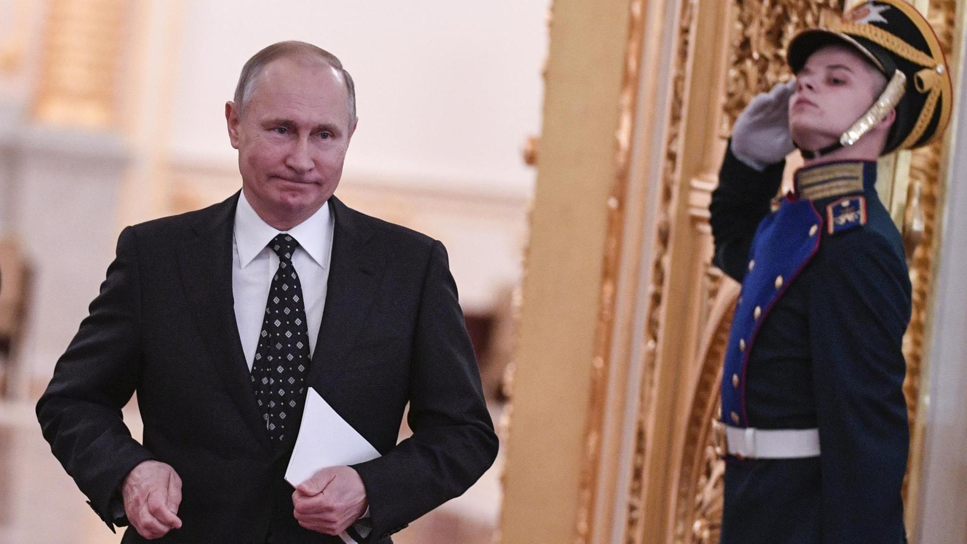 Der russische Präsident Wladimir Putin am 27.12.2017 im Kreml in Moskau.