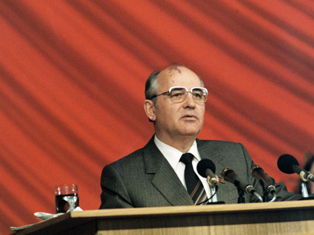 Der sowjetische Staats- und Parteichef Michail Gorbatschow im April 1986