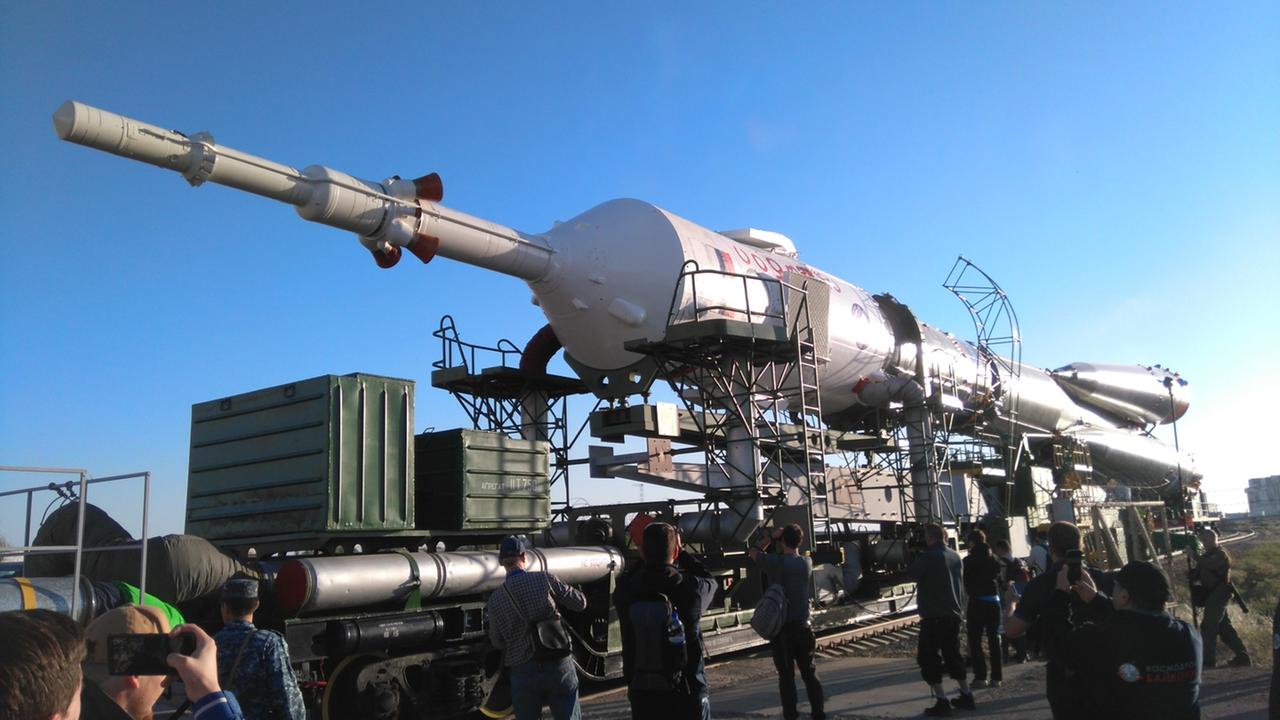 Bemannte Starts (hier die Rakete, mit der Alexander Gerst 2018 ins All geflogen ist) finden mit der Soyuz nur in Baikonur statt 
