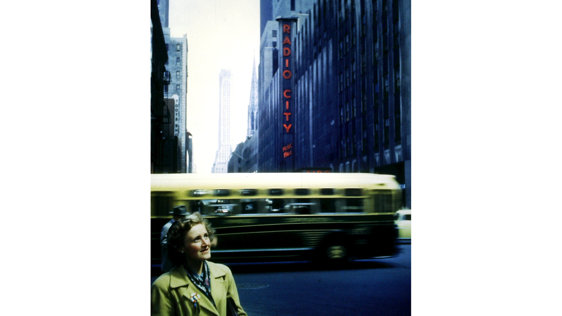 Ruth Hanselmann, Mutter des Moderators Matthias Hanselmann, 1951 bei ihrer Ankunft in Manhattan