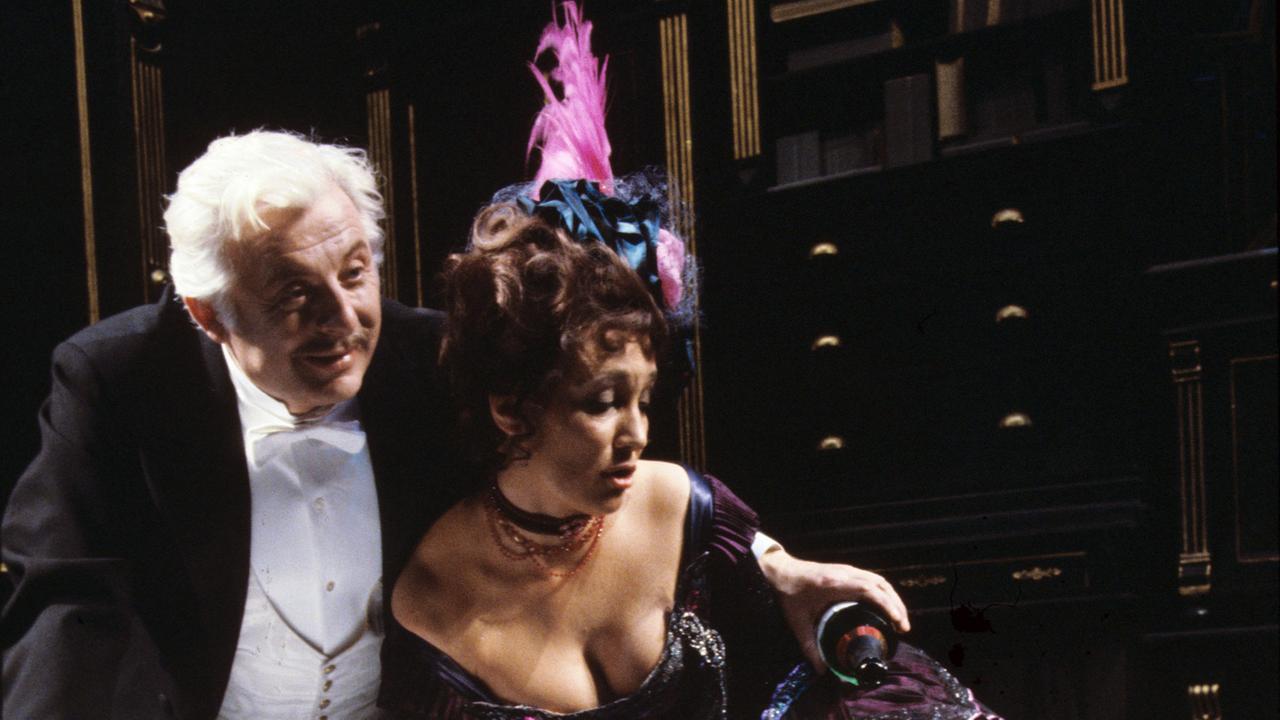 Edda Moser 1983 in der "Fledermaus" von Johann Strauss
