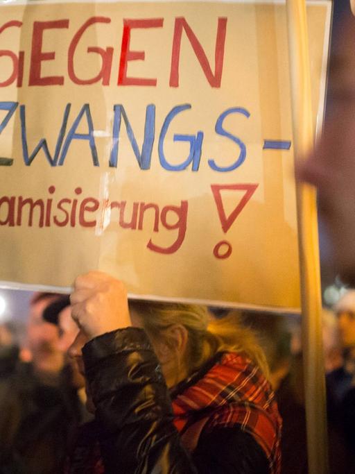 Teilnehmer der islamkritischen Pegida-Demonstration in Dresden.