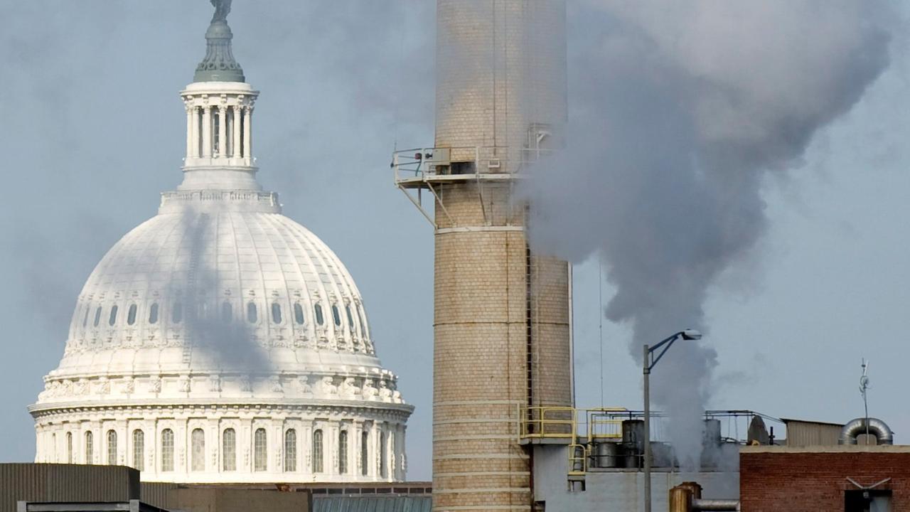 Ein Kohlekraftwerk in der Nähe das Capitols in Washington.