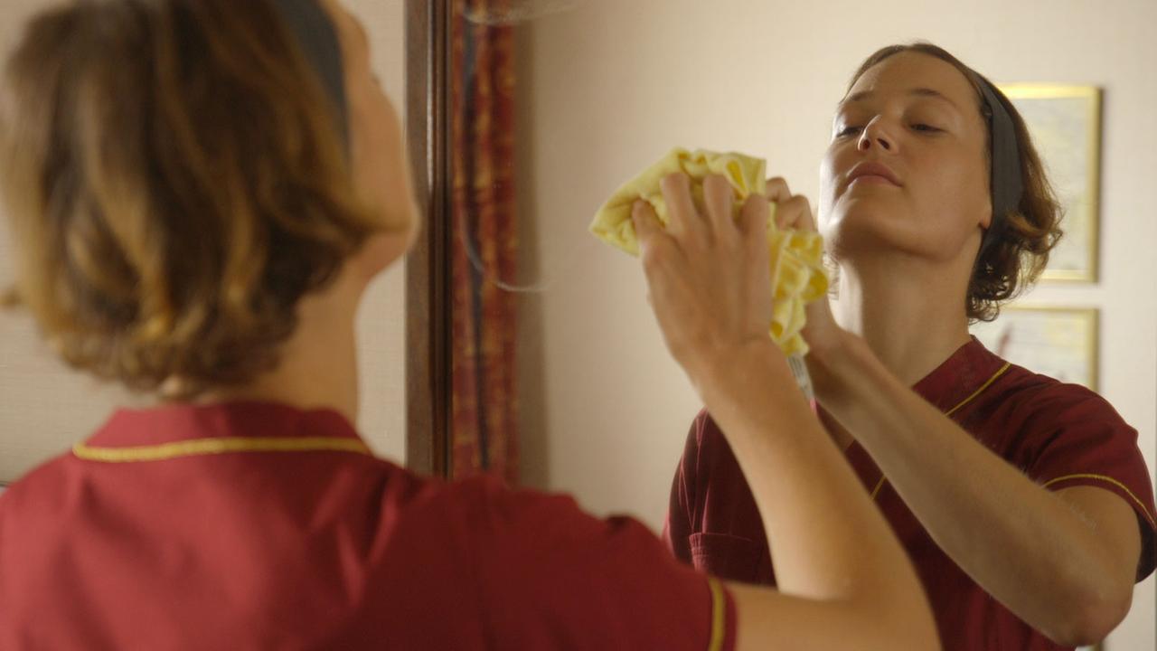 Vicky Krieps spielt die Hauptrolle im Kinofilm "Das Zimmermädchen Lynn", Deutschland 2014