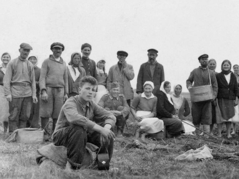 Bewohner von Smolensk, die den Zweiten Weltkrieg überlebt haben.