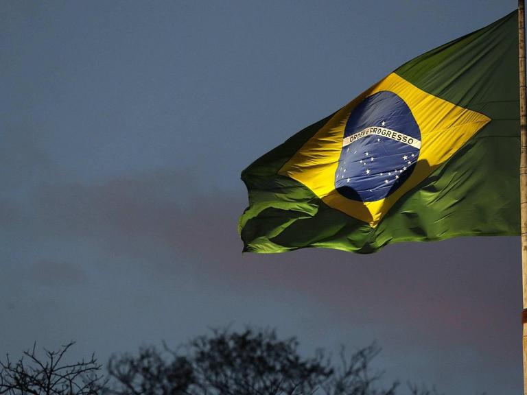 Brasilianische Nationalflagge in Rio de Janeiro, 2018