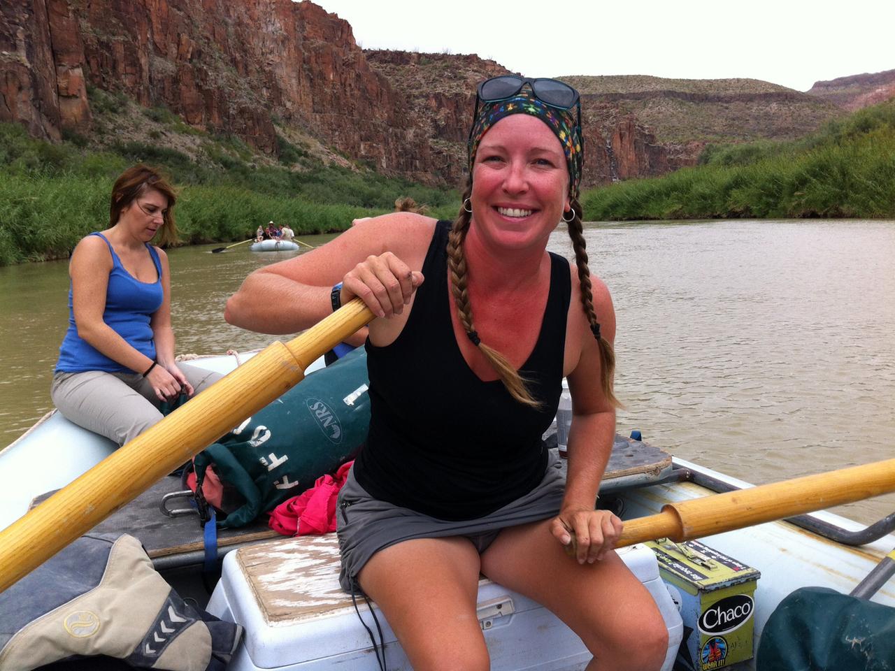Bootsführerin Laura Omer auf dem Rio Grande.