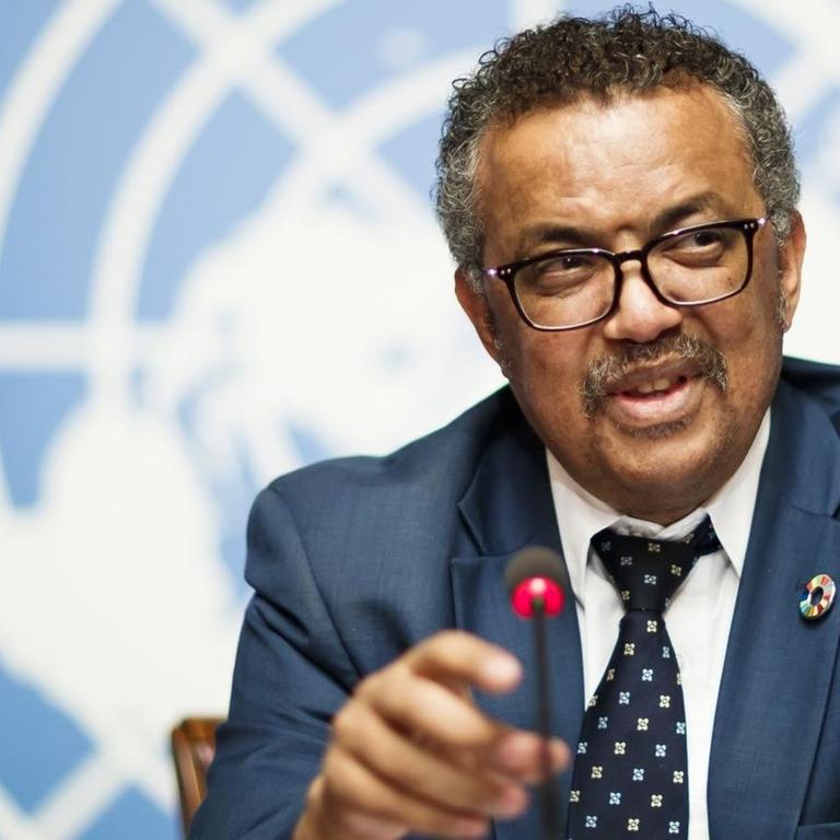  Tedros Adhanom Ghebreyesus, Generaldirektor der Weltgesundheitsorganisation (WHO), nimmt an einer Pressekonferenz im EU-Hauptquartier teil.